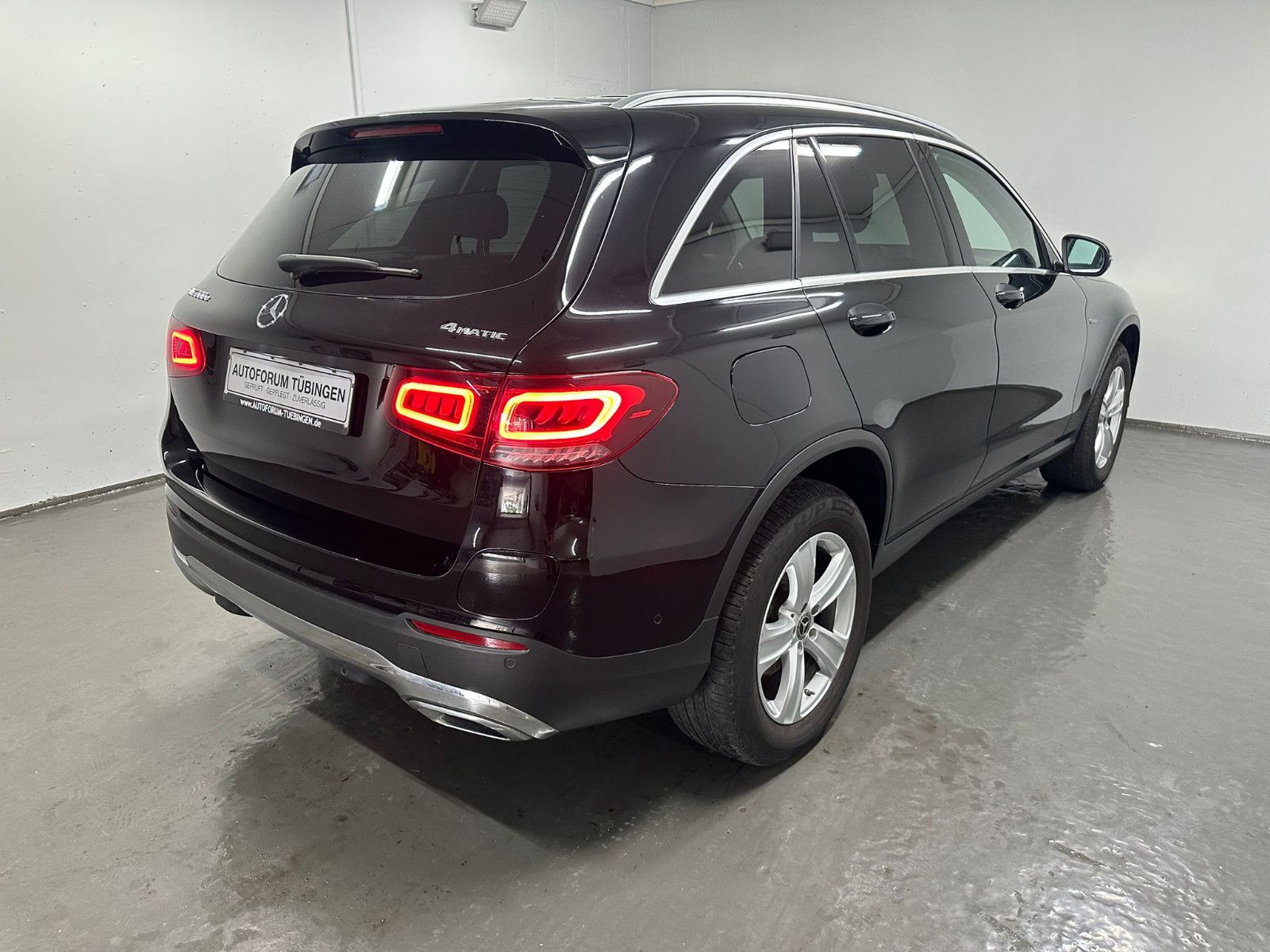 Fahrzeugabbildung Mercedes-Benz GLC 300 e 4MATIC Autom. *AHK*