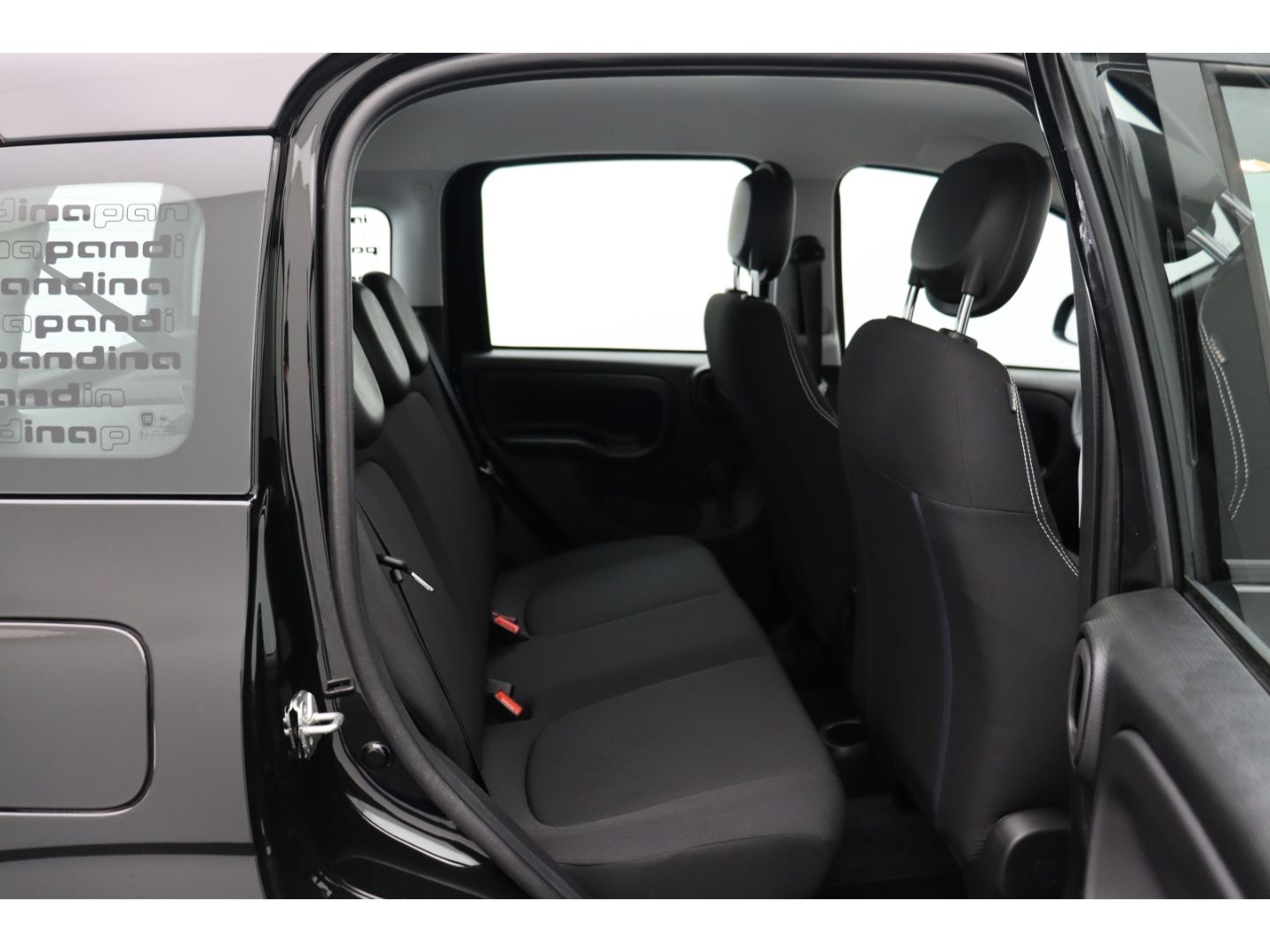 Fahrzeugabbildung Fiat Panda PANDINA ICON 1.0 HYBRID 48 KW (65 PS)
