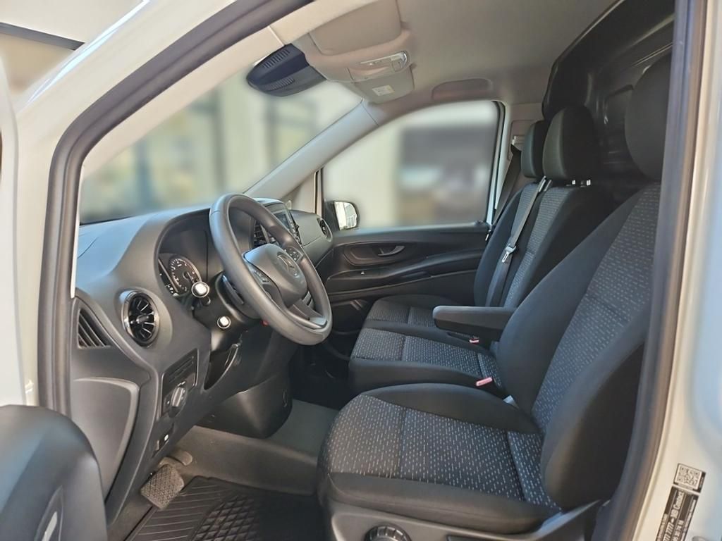 Fahrzeugabbildung Mercedes-Benz Vito 114 Kasten Extralang LED-ILS AHK 2xST SHZ