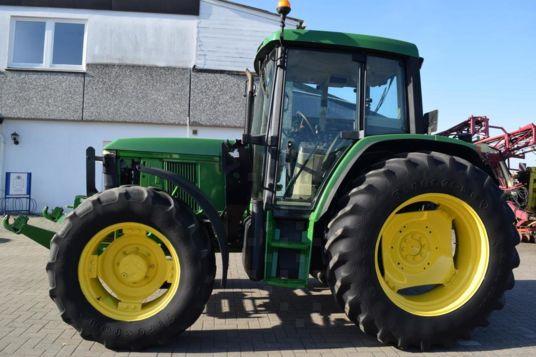 John Deere 6410