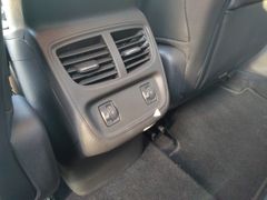 Fahrzeugabbildung Opel Grandland Elegance 1.5D AT8 AHK, Navi, ACC