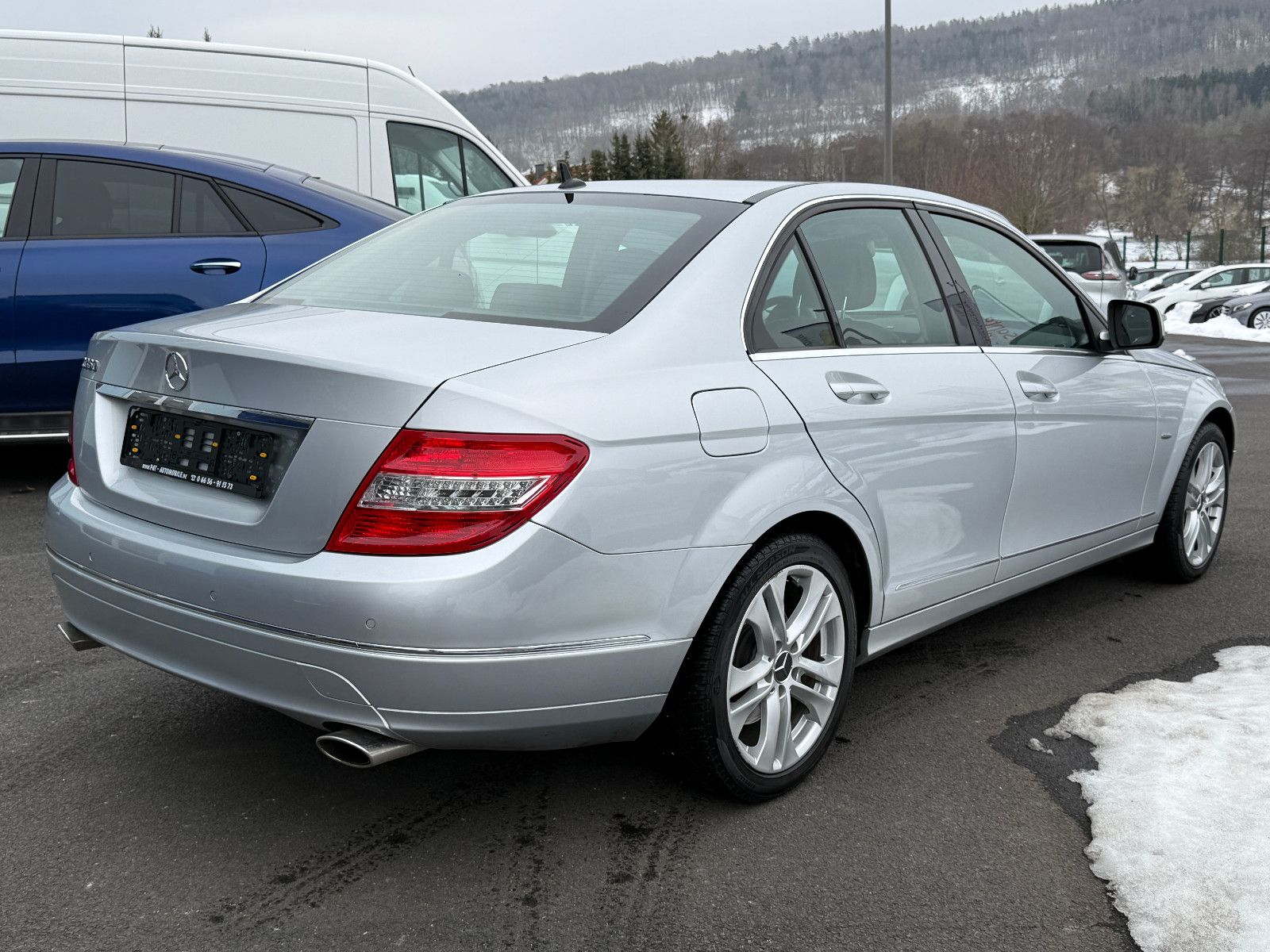 Fahrzeugabbildung Mercedes-Benz C 350 Limousine Avantgarde Aut Bi-Xenon Leder