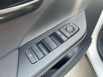 Toyota C-HR 2.0 Plug-In Hybrid Team D *0,5%*LED*NAV*SHZ