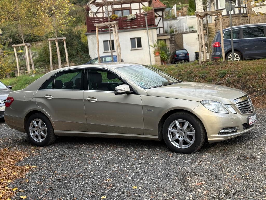 Mercedes-Benz E 220
