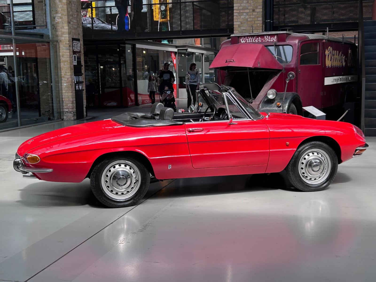 Alfa Romeo Rundheck-Spider 1600, 2.Hd.,Pappbrief!