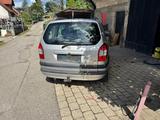 Opel Safira - gebrauchte Opel Zafira aus dem Jahr 2003