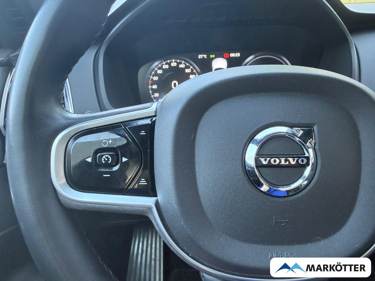 Volvo XC90 T8 AWD R Design Edition AHK/BLIS/360° foto 17