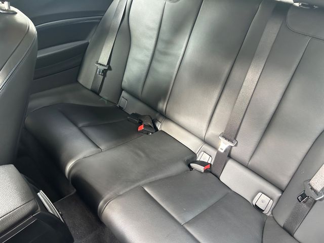 Fahrzeugabbildung BMW 118 M Sport Shadow Line+Leder+Navi+CarPlay+LED