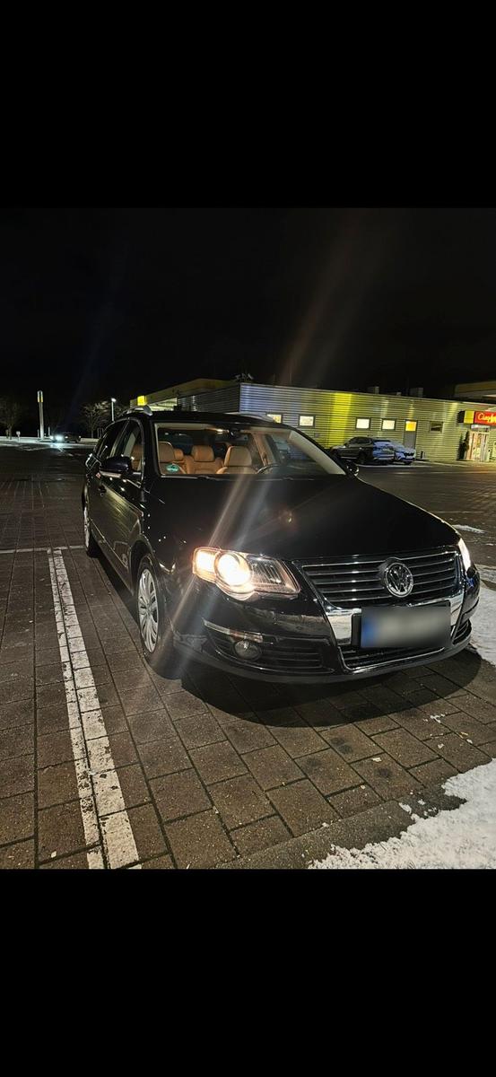Volkswagen Passat 2009 — interior