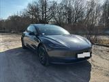 Tesla Model 3 Allrad Long Range Stealth Grey - Tesla Gebrauchtwagen von 2025
