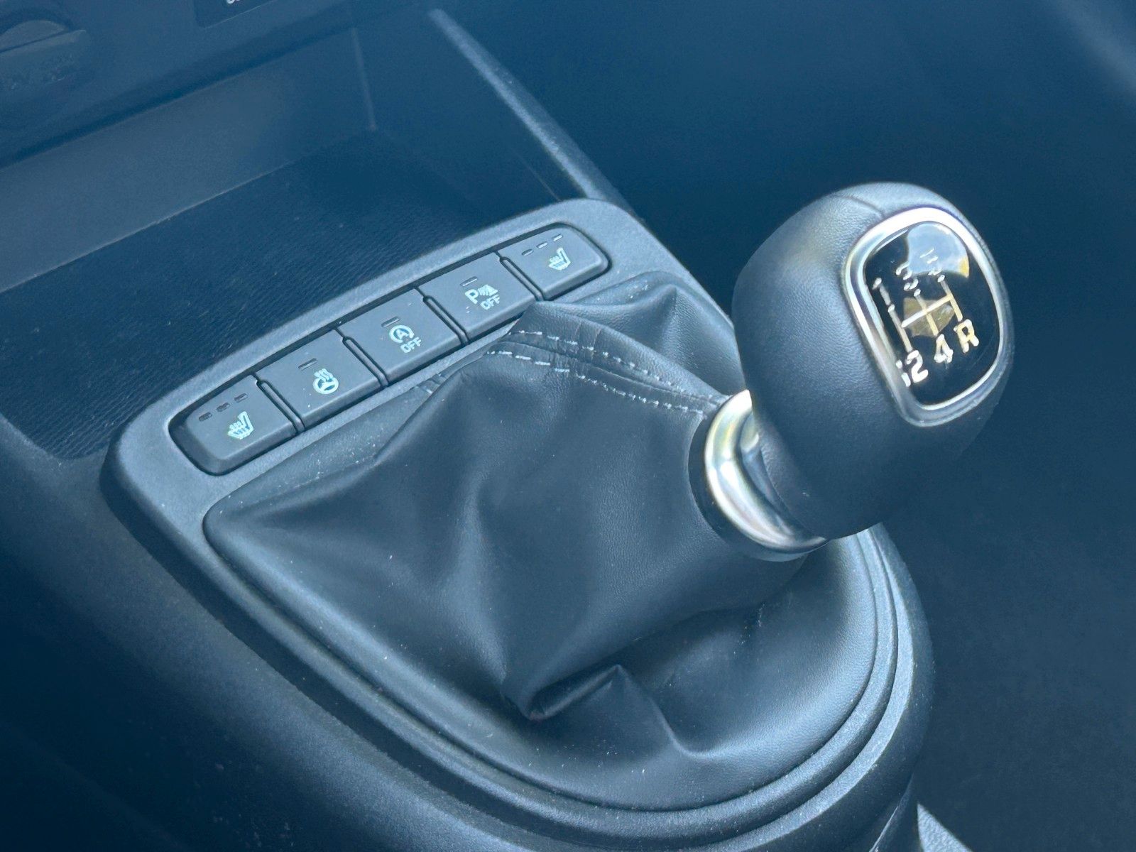 Fahrzeugabbildung Hyundai i10 1.0 Connect & Go *Navi*Klima*CarPlay*Kamera*