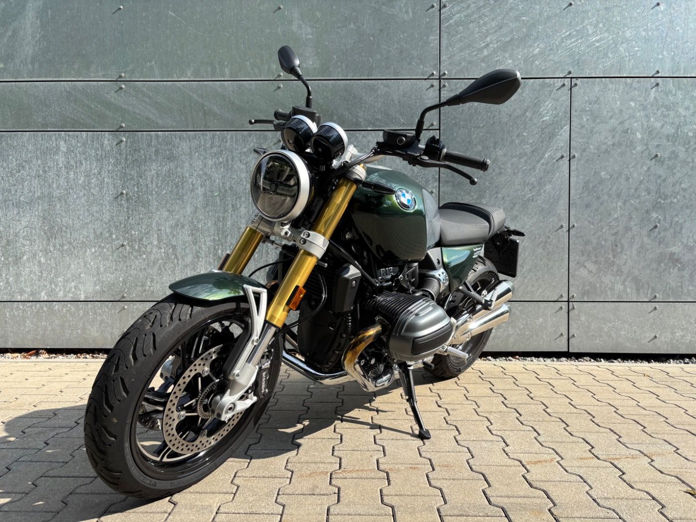 Fahrzeugabbildung BMW R 12 nine T