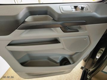 Ford Custom 320 L2H1 Trend Electric DOKA-6 SITZER-LED