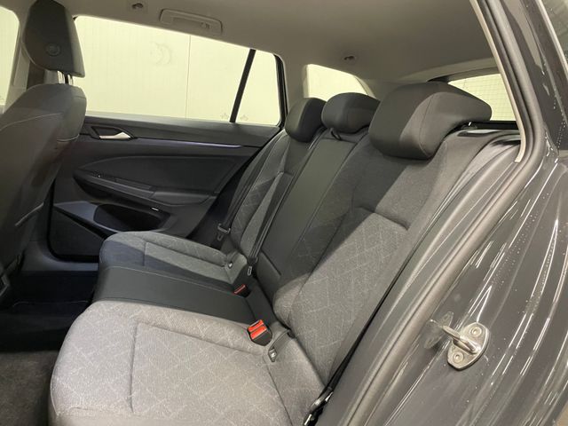 Golf VIII Variant Life 2.0 TDI DSG SHZ APP LED