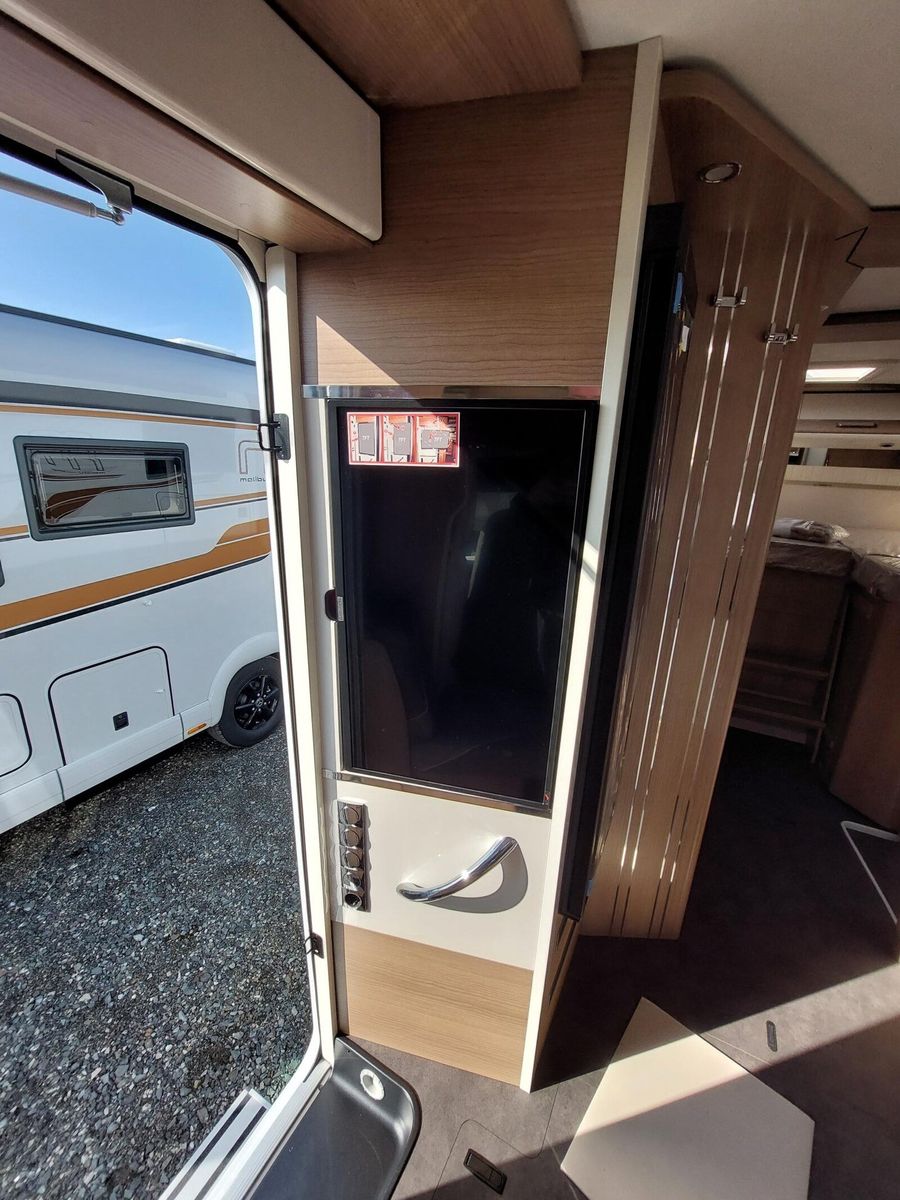 Fahrzeugabbildung Malibu T 450 RB LE lightweight MB TV Markise