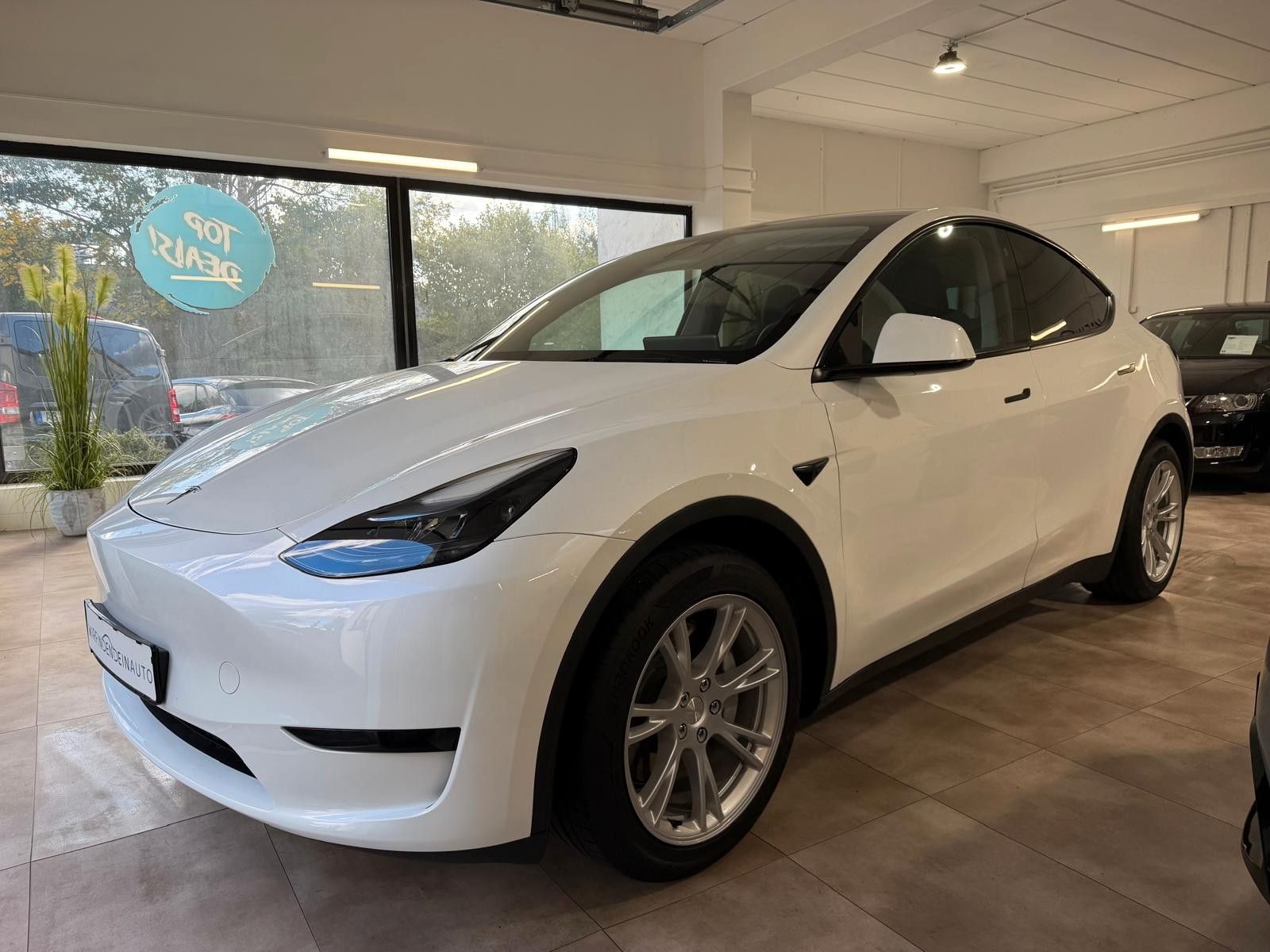 Tesla Model Y RWD Premium Matrix LFP Autop. Zertifikat foto 9