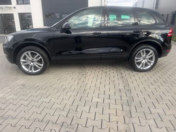 Volkswagen Touareg - 3