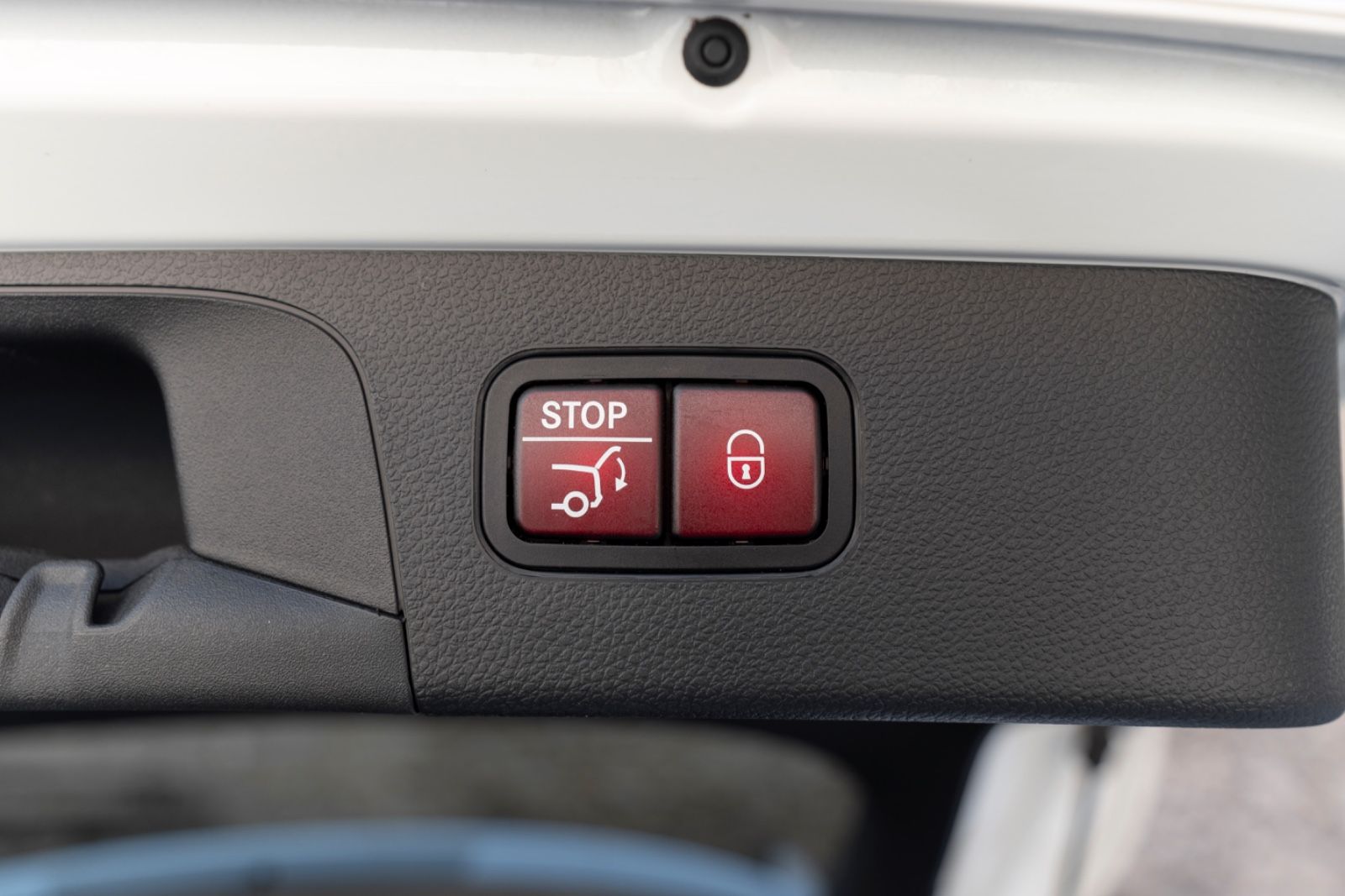Fahrzeugabbildung Mercedes-Benz GLC 300 AMG-LINE BURMESTER LED 360° SHZ PANO