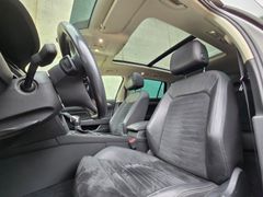 VW Passat Variant R-Line 2.0TDI 150PS DSG Pano DAB VW Passat Variant R-Line 2.0TDI 150PS DSG Pano DAB