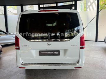Mercedes V 250 - 9