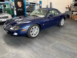 Jaguar XKR 4.2 Cabriolet - - blaue Jaguar XKR
