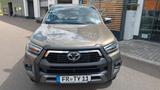 Toyota Hilux Double Cab Invincib 4x4 *SOFORT VERFÜGBAR* - Toyota Hilux: Allradantrieb, Cab