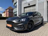 Ford Focus ST-Line Limo. Navi+Sitzhzg+Klimaaut - Ford Focus mit Benzin-Antrieb: Automatik