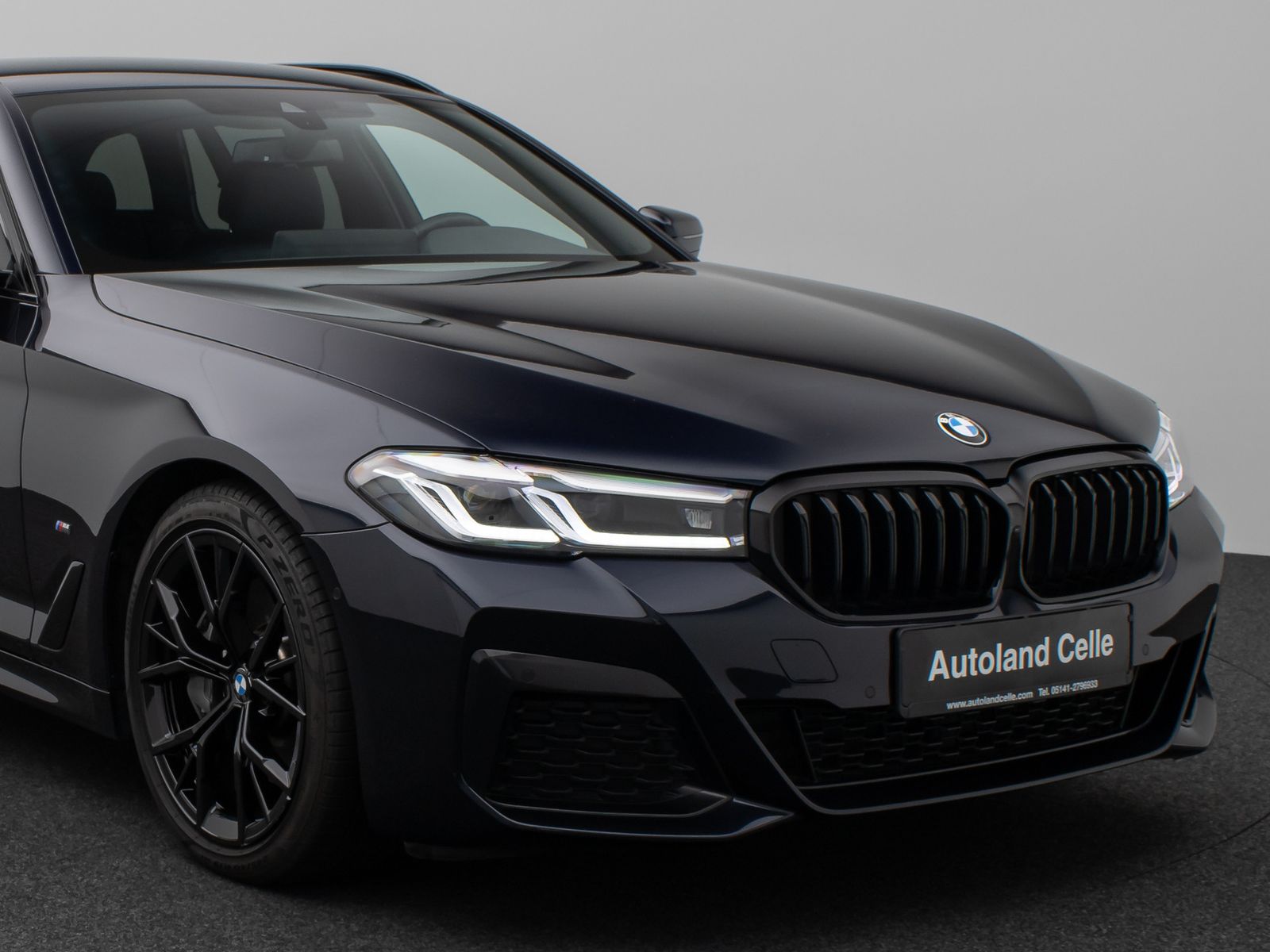 Fahrzeugabbildung BMW 530d M Sport 360°DAB H/K Massage Alarm 19Zoll