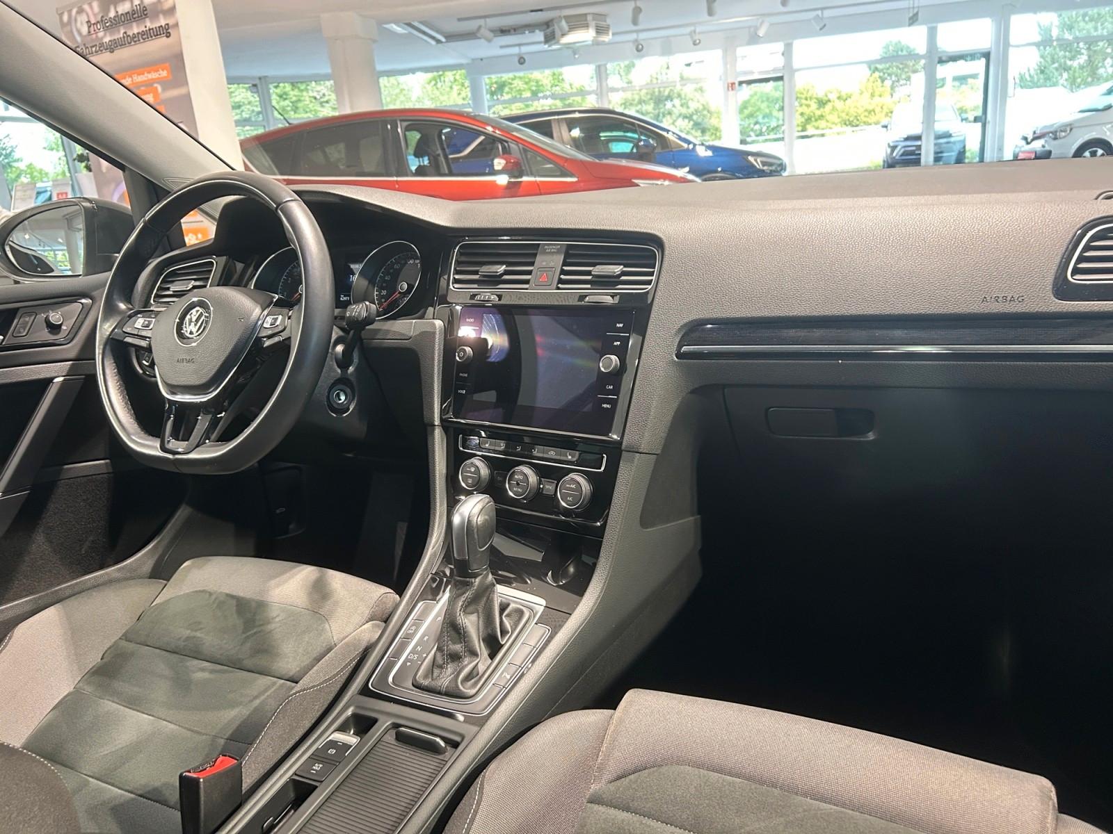 Volkswagen Golf VII Var. Highline LED/ACC/SZH/AHK/NAV, миниатюра 12