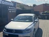Volkswagen Jetta Tür Neu Lückenlos Scheckheft - gebrauchte VW Jetta aus dem Jahr 2015