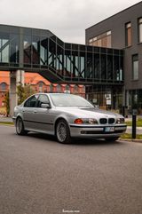 BMW 528I Manuell Original USA M52B28 - BMW 528 aus 1999: 528i