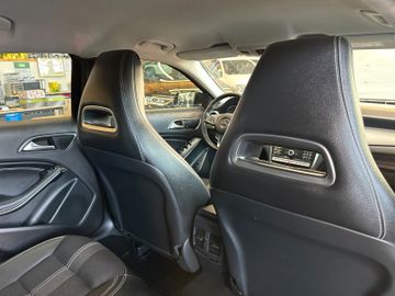 MYAUTOCENTER – Gebraucht- und Jahreswagen mit Werkstattservice in Pfaffenhofen Mercedes-Benz GLA 220 CDI d 4Matic *LED*Kamera*