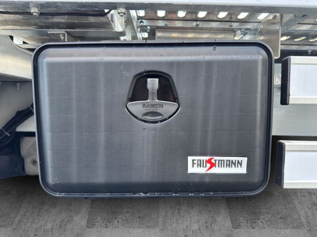 Fahrzeugbild 13