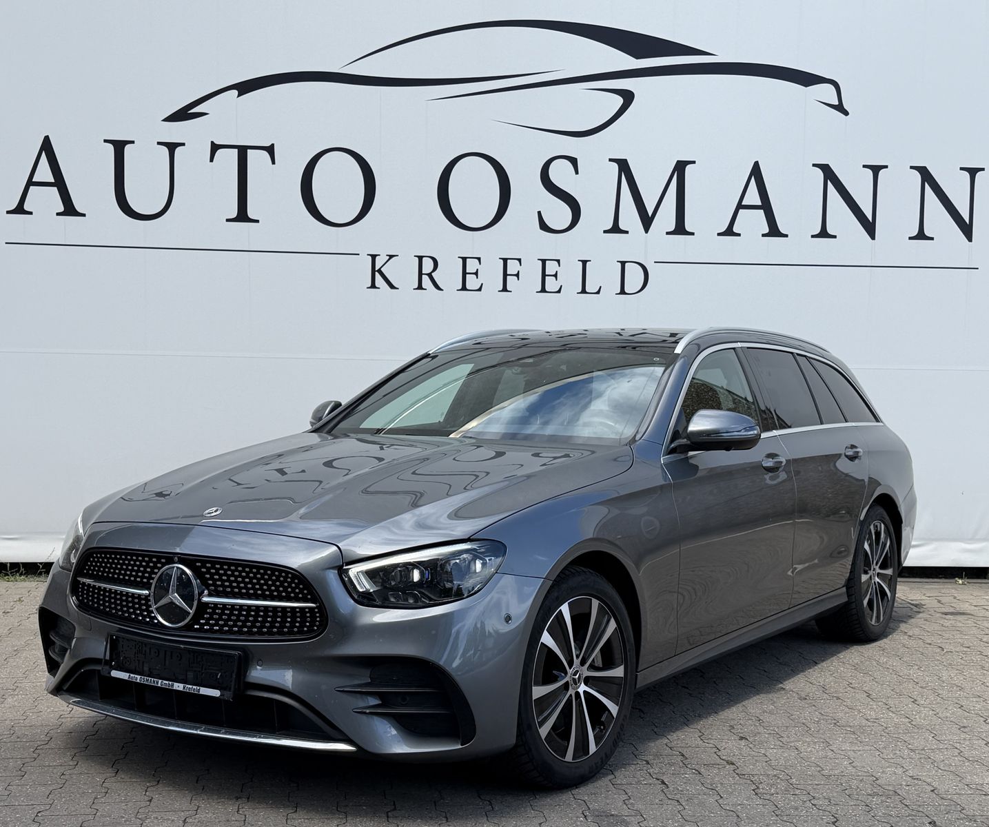 MERCEDES-BENZ E 400 d 4Matic T 9G-TRONIC AMG Line