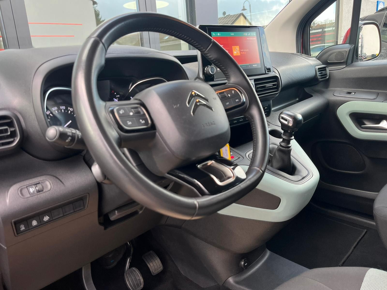 Fahrzeugabbildung Citroën Berlingo Feel M*1.Hand*Allwetter*