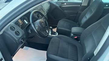 Volkswagen Tiguan - 12