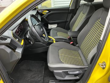 Audi A1 Sportback 30 TFSI S line+LED+Navi+FLA+VirCock