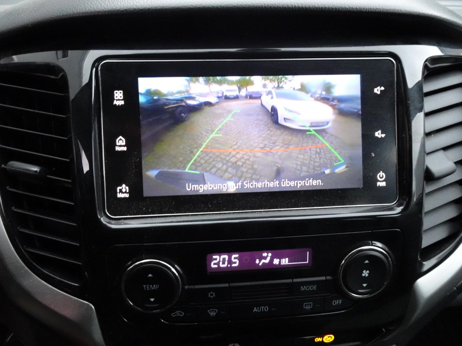 Mitsubishi L200 Plus Club Cab 4WD 133kW, KLIMATR-RCAM-AHK