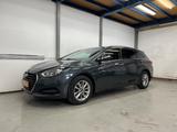 Hyundai i40 1.7 CRDi blue Trend AUTOMATIk DCT NAVI - Hyundai i40 mit Diesel-Antrieb