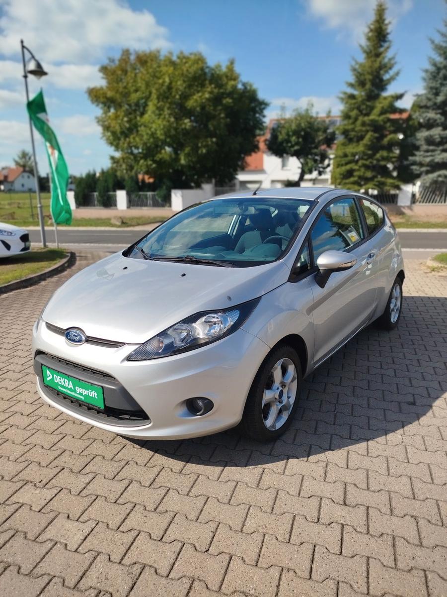 Ford Fiesta  TÜV  NEU  , Klima, Sitzh. , Frontscheibe