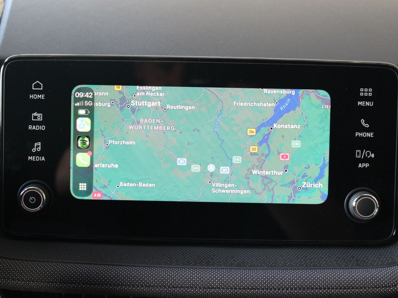 Fahrzeugabbildung SKODA Fabia 1.0 TSI DSG Selection RFK/APP/SHZ