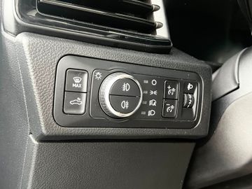 Volkswagen Amarok - 11