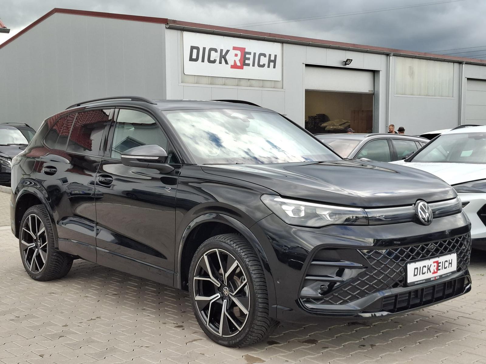Volkswagen Tiguan 2.0 TDI 4M R-Line PANO*H&K*AHK*MATRIX*20"