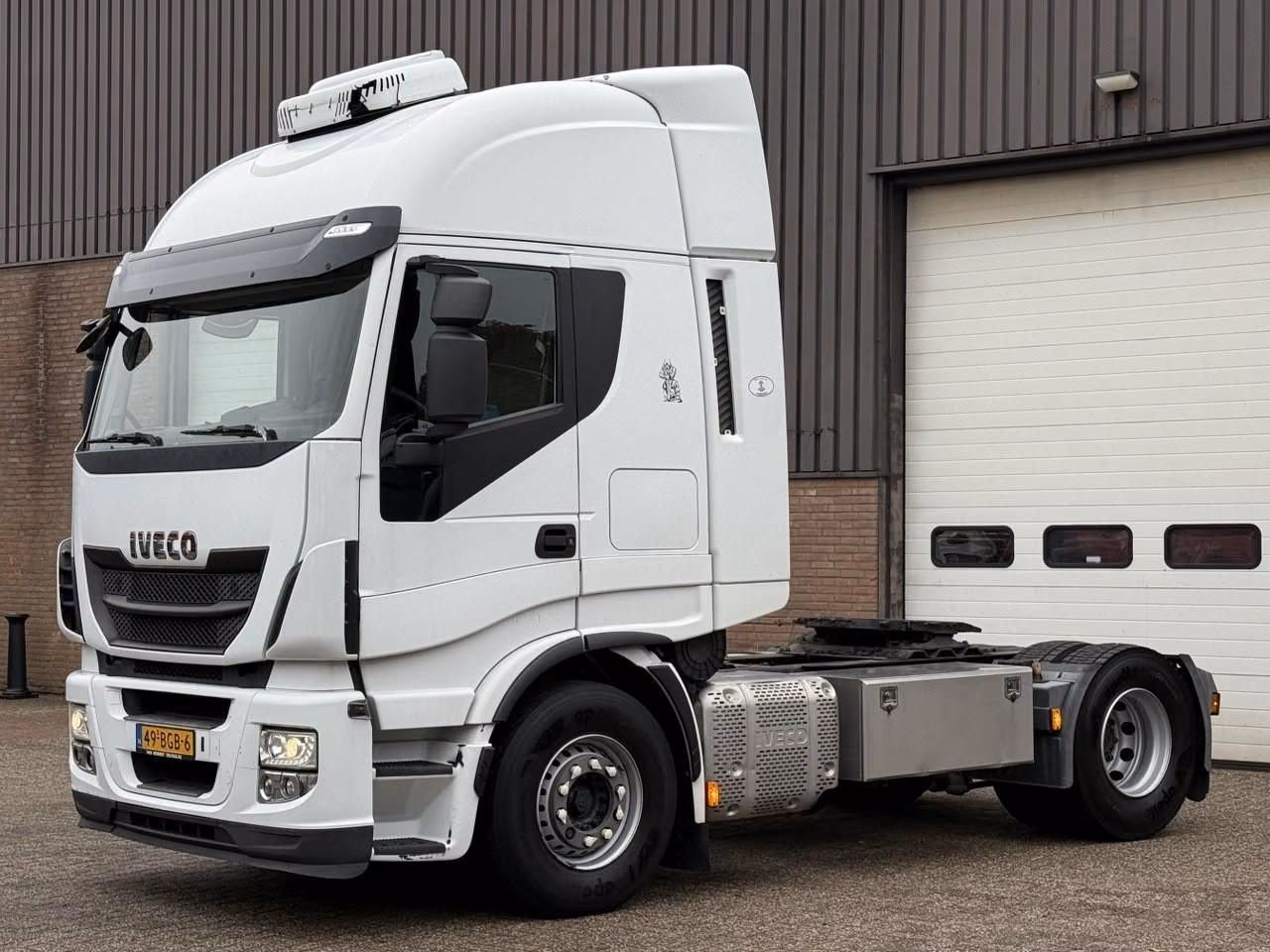 Iveco AS440T/P 420 / Hi-Way / Euro6 / Parking airco /