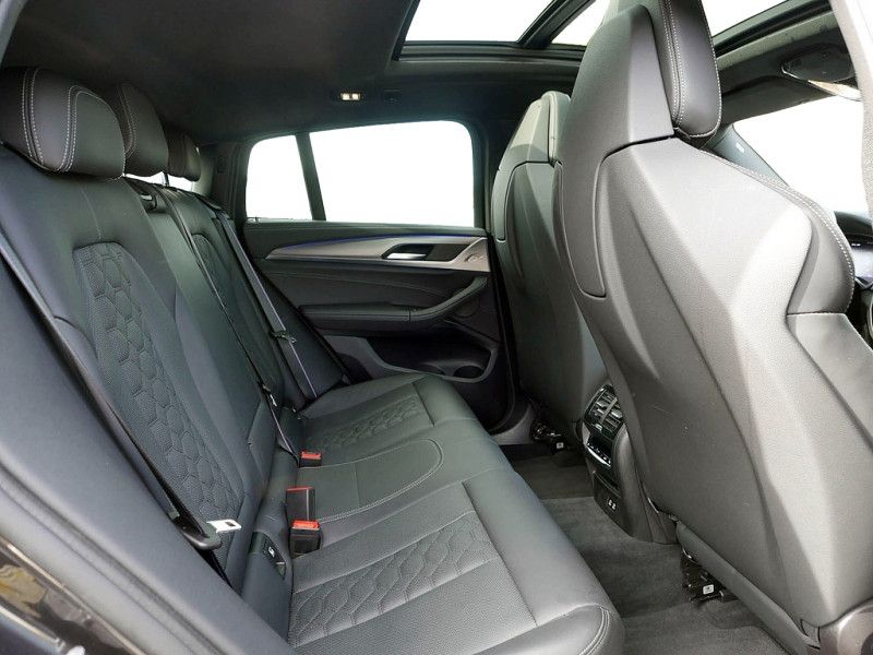 BMW X4 M Competition AHK Pano Harman Navi HUD Kamer foto 6