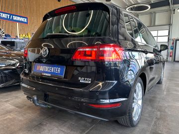 Volkswagen Golf *ACC*NAV*PDC*SitzHZ*2-ZONEN*ALCANTARA*AHK*
