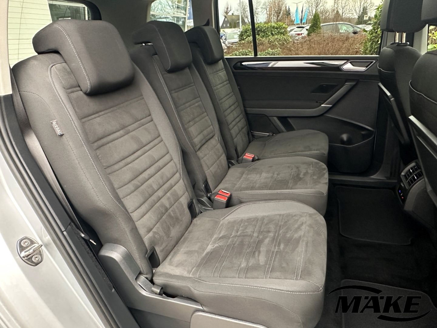 Touran Highline 2.0 TDI DSG ACC AHZV LED ASSIST 