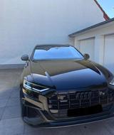 Audi Q8 50 TDI quattro tiptronic - S line  - schwarze Audi Q8