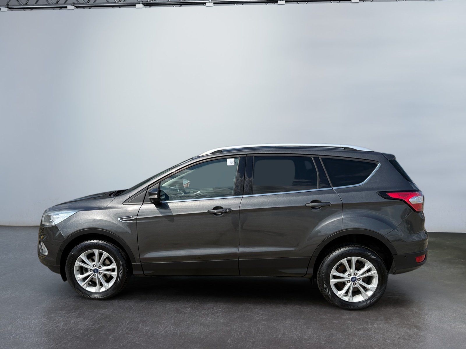 Ford Kuga Titanium 1.5 EcoBoost Aut. Heckklappe elek. imagem 3
