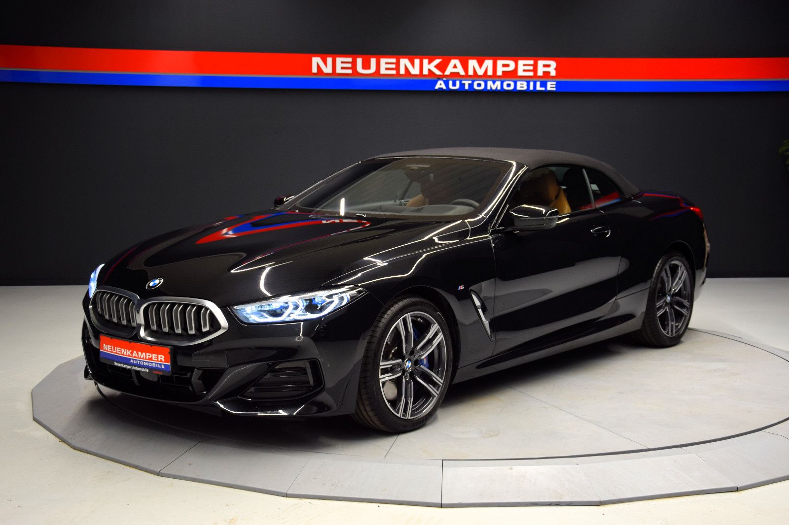 Fahrzeugabbildung BMW 840 i xDrive Cabrio M Sport Leder beige ACC HuD